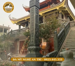 NHÀ THỜ ĐÁ