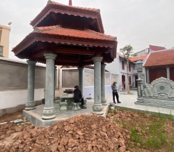 CỘT HIÊN NHÀ THỜ