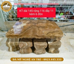 BÀN GHẾ ĐÁ