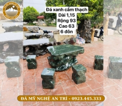 BÀN GHẾ ĐÁ
