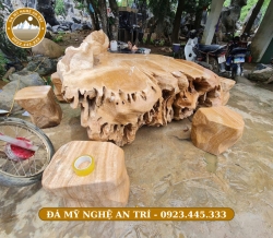 BÀN GHẾ ĐÁ