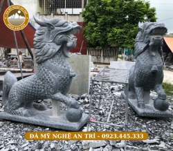 CON GIỐNG ĐÁ
