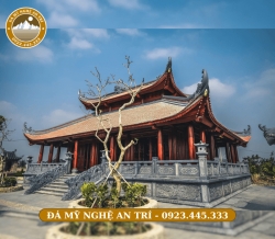 NHÀ THỜ ĐÁ